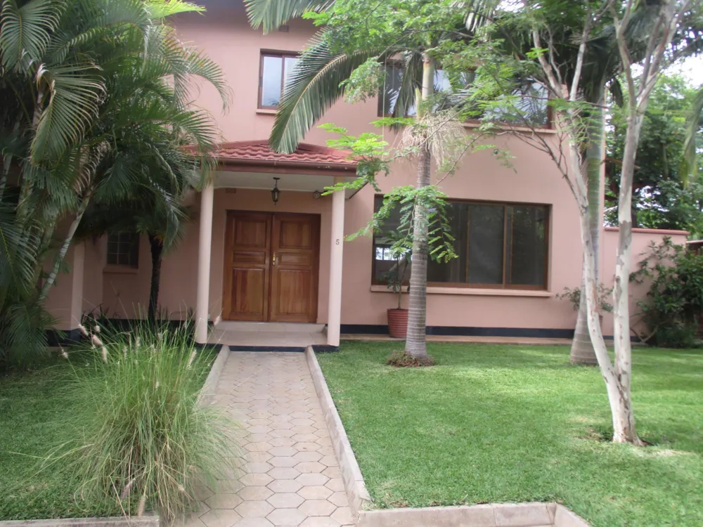 Security complex home to rent in Rhodespark, Zambia - 3ZA1710609 Security complex home to rent in Rhodespark, Zambia - 3ZA1710609
