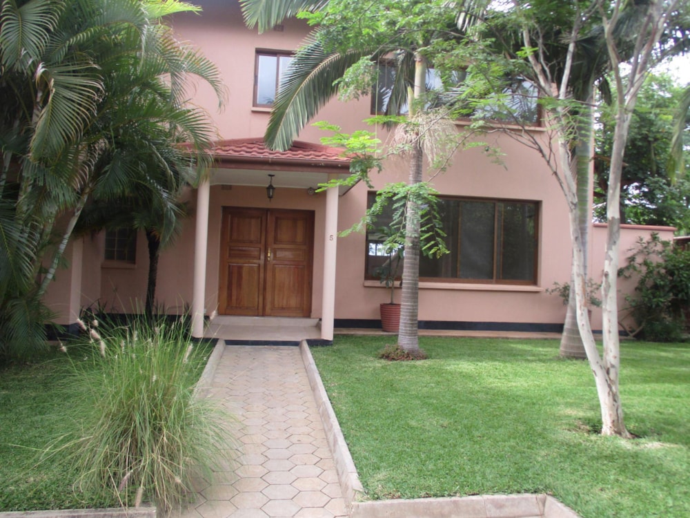 Security complex home to rent in Longacres, Zambia - 3ZA1710609