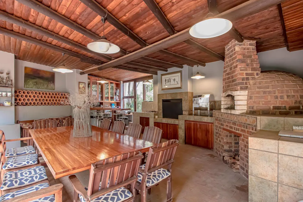 House let in Waterkloof Ridge - PTL1727349 House let in Waterkloof Ridge - PTL1727349