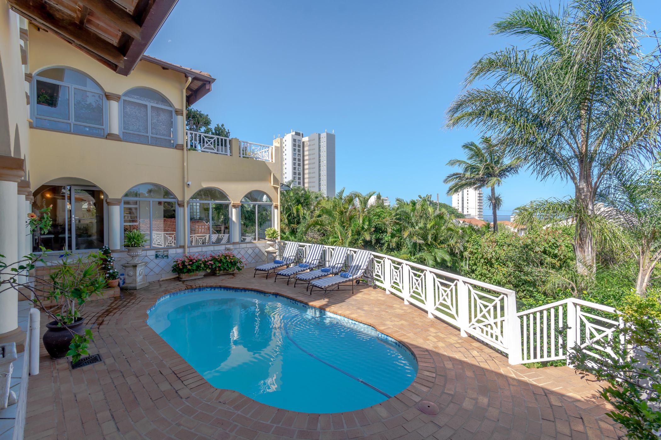 Double-storey house for sale in uMhlanga Rocks - 1ND1517794