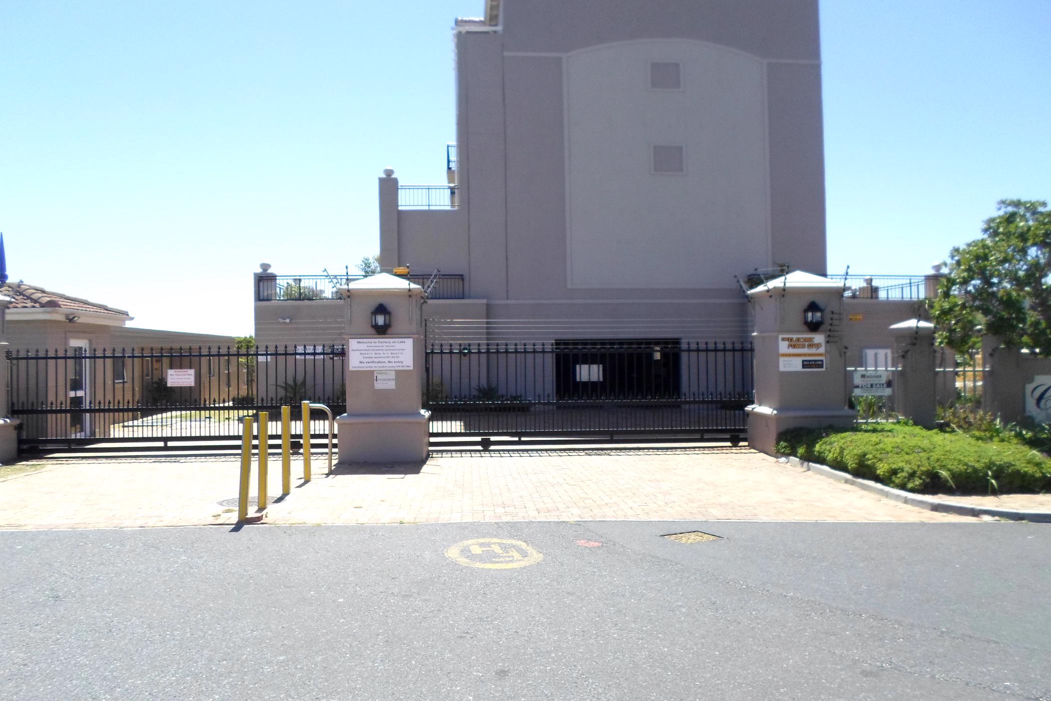 Apartment let in Century City - 1TV1697866