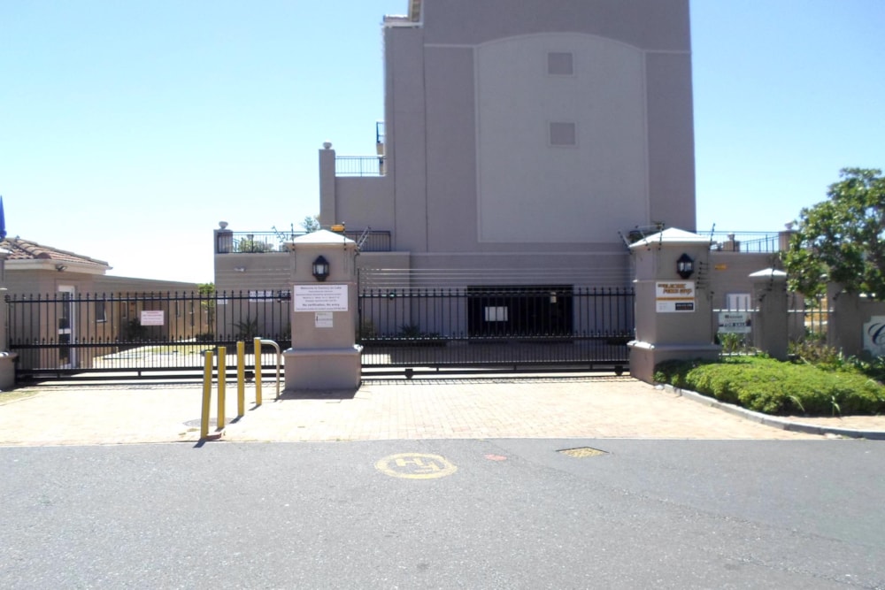 Apartment let in Century City - 1TV1697866