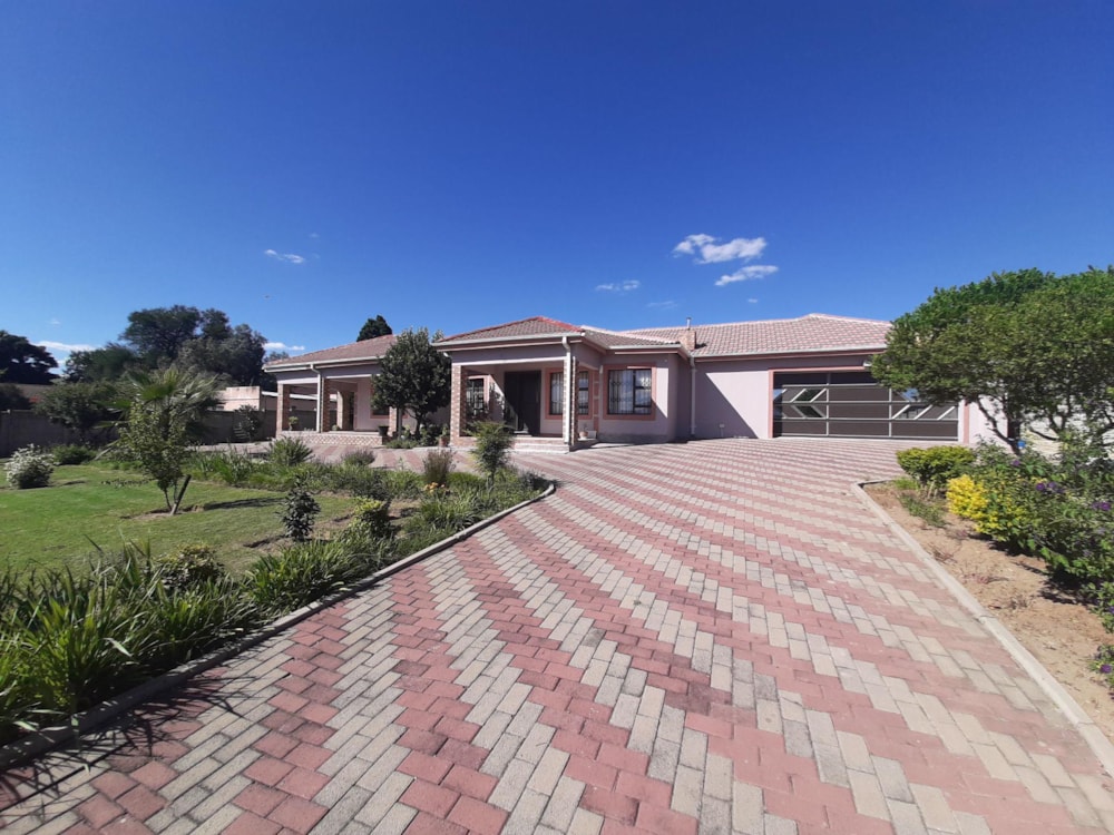 House for sale in Aviary Hill - 1NW1521912