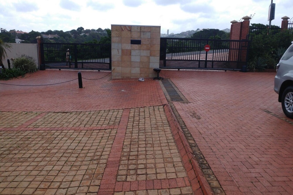 Commercial office for sale in La Lucia - 1ND1607945 Commercial office for sale in La Lucia - 1ND1607945