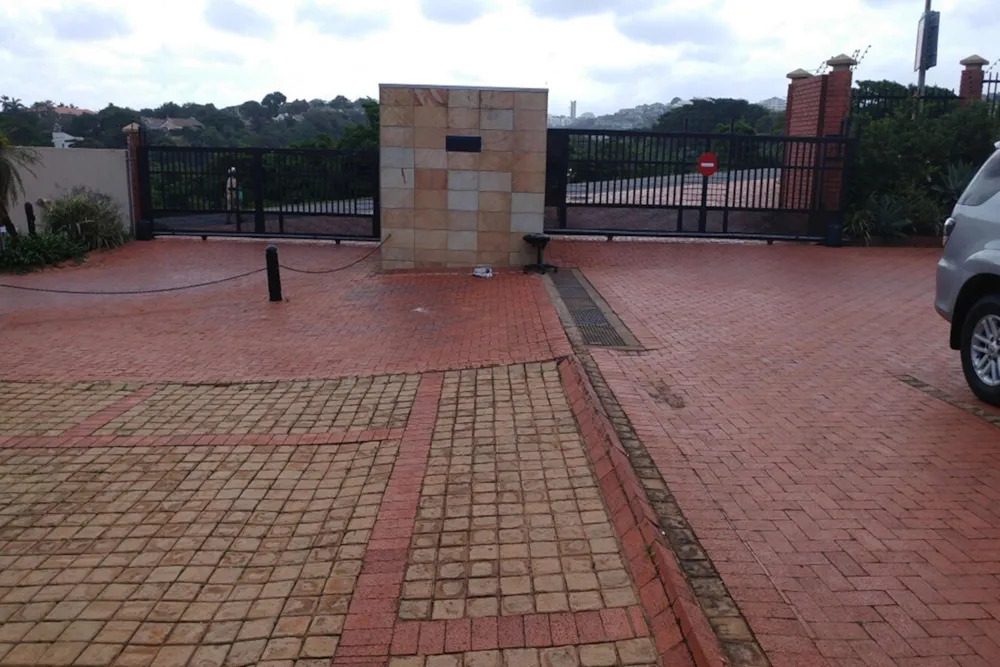Commercial office for sale in La Lucia - 1ND1607945 Commercial office for sale in La Lucia - 1ND1607945