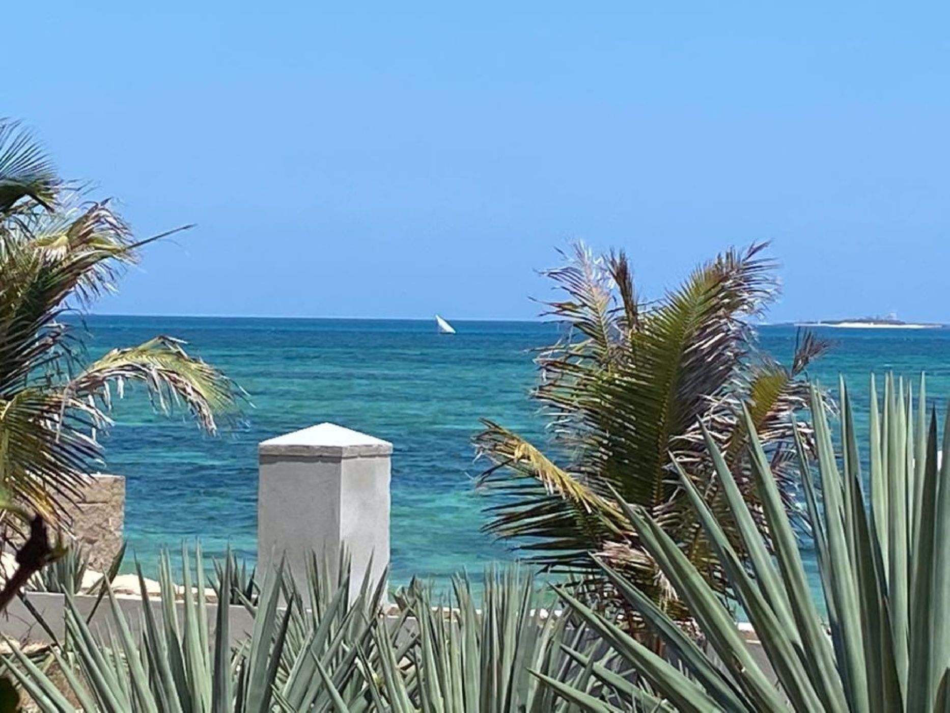 Beachfront villa for sale in Ilha de Moçambique, Mozambique - 3MQ1623859