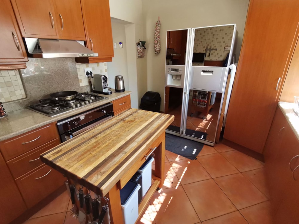 Single-storey house for sale in Glenwood, Durban - 1DA1682393 Single-storey house for sale in Glenwood, Durban - 1DA1682393