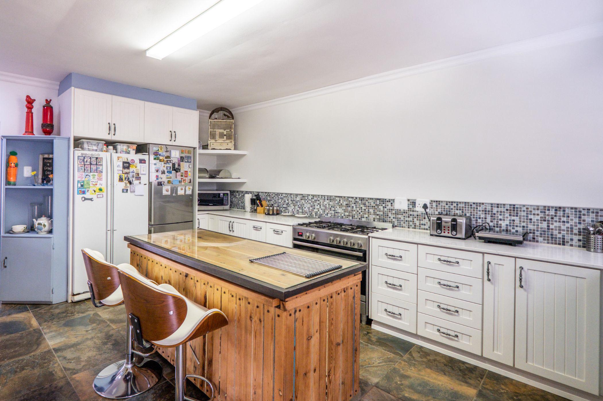 Double-storey house for sale in West Hill, Grahamstown, Makhanda - 1GC1630628