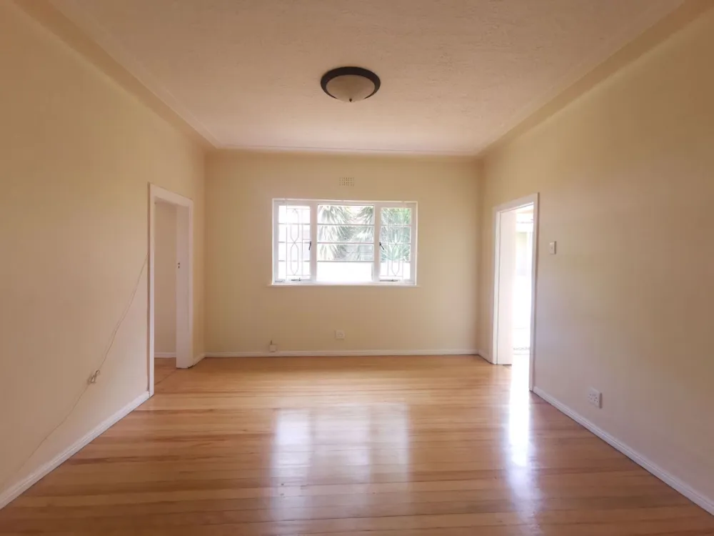 Garden apartment to rent in Vredehoek - CBL1756125