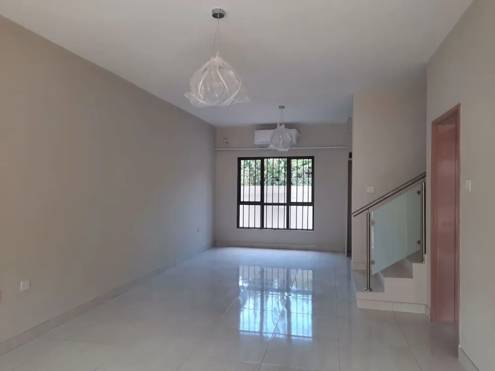 Townhouse to rent in Village, Botswana - 3BO1753283 Townhouse to rent in Village, Botswana - 3BO1753283