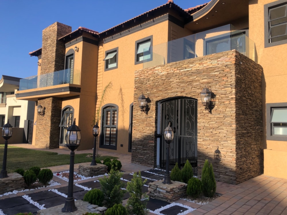 House for sale in Blue Valley Golf Estate - CN1753990 House for sale in Blue Valley Golf Estate - CN1753990