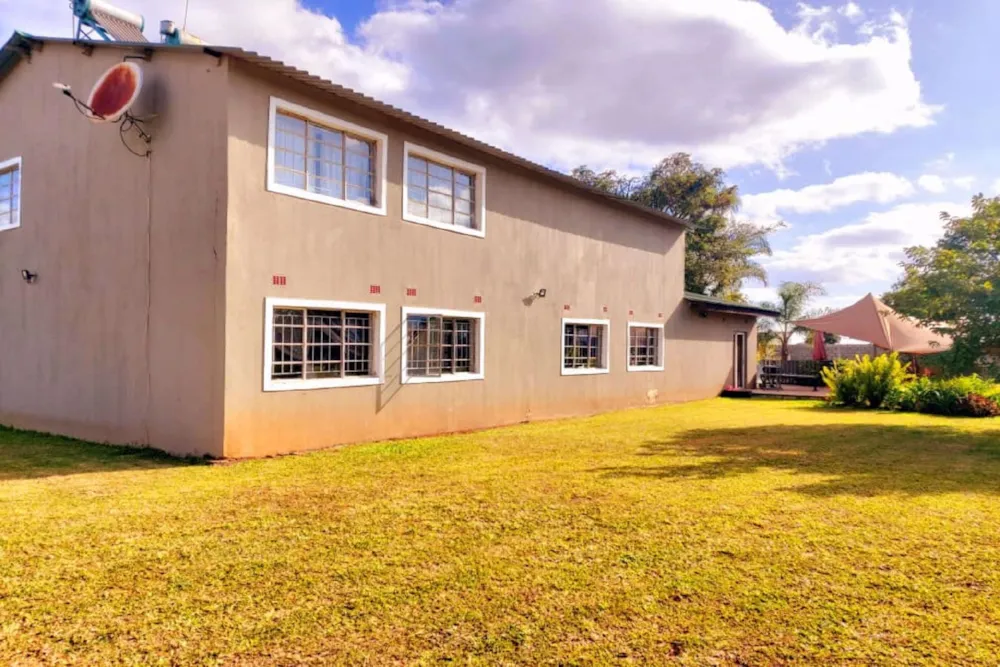Residential complex for sale in Leopards Hill, Zambia - 3ZA1526085