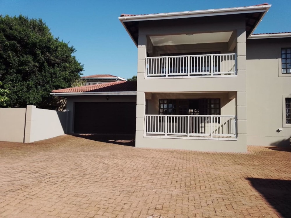 Security complex home for sale in Scottburgh - 1si1527454