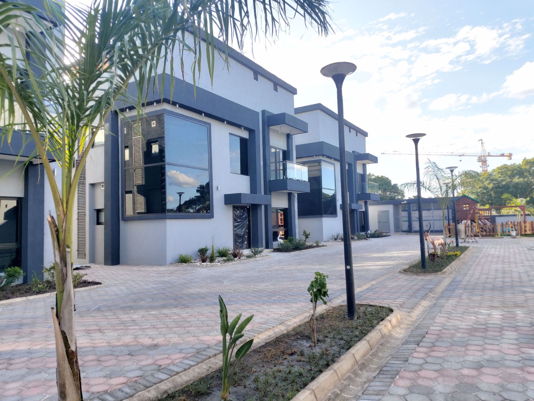 Townhouse to rent in Rhodespark, Zambia - 3ZA1527935