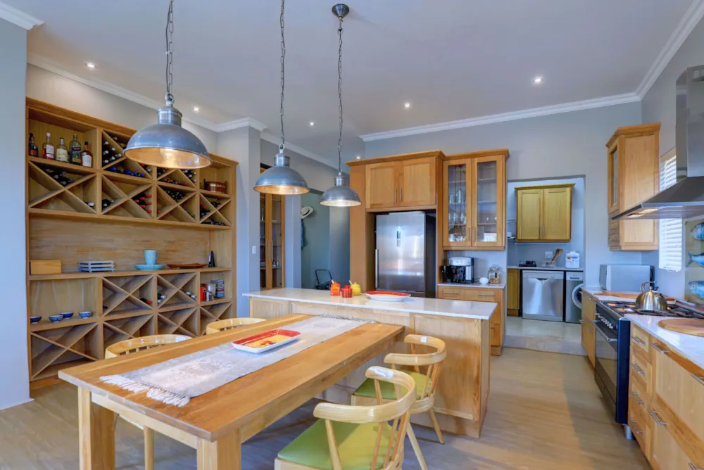 Townhouse for sale in Pinnacle Point Golf Estate - 1MB1592994