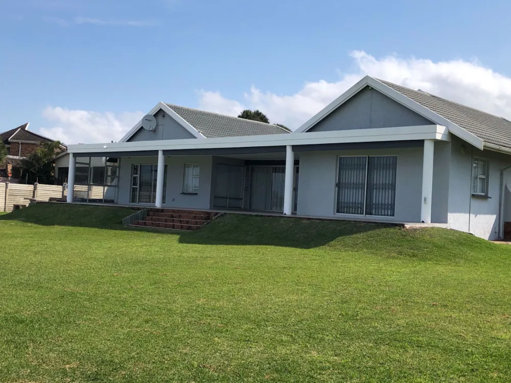House for sale in Port Edward - 1PD1617455 House for sale in Port Edward - 1PD1617455