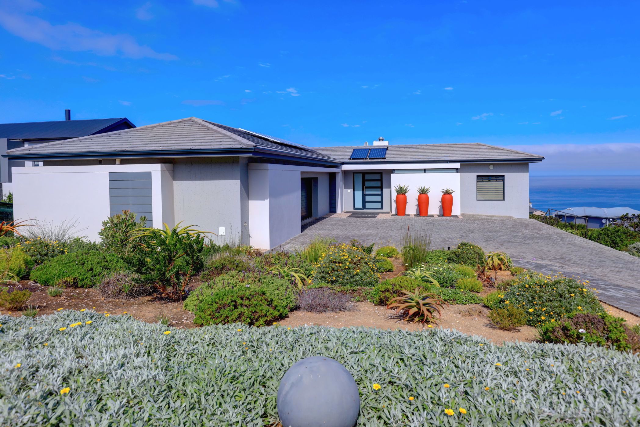 House for sale in Pinnacle Point Golf Estate - 1MB1528368