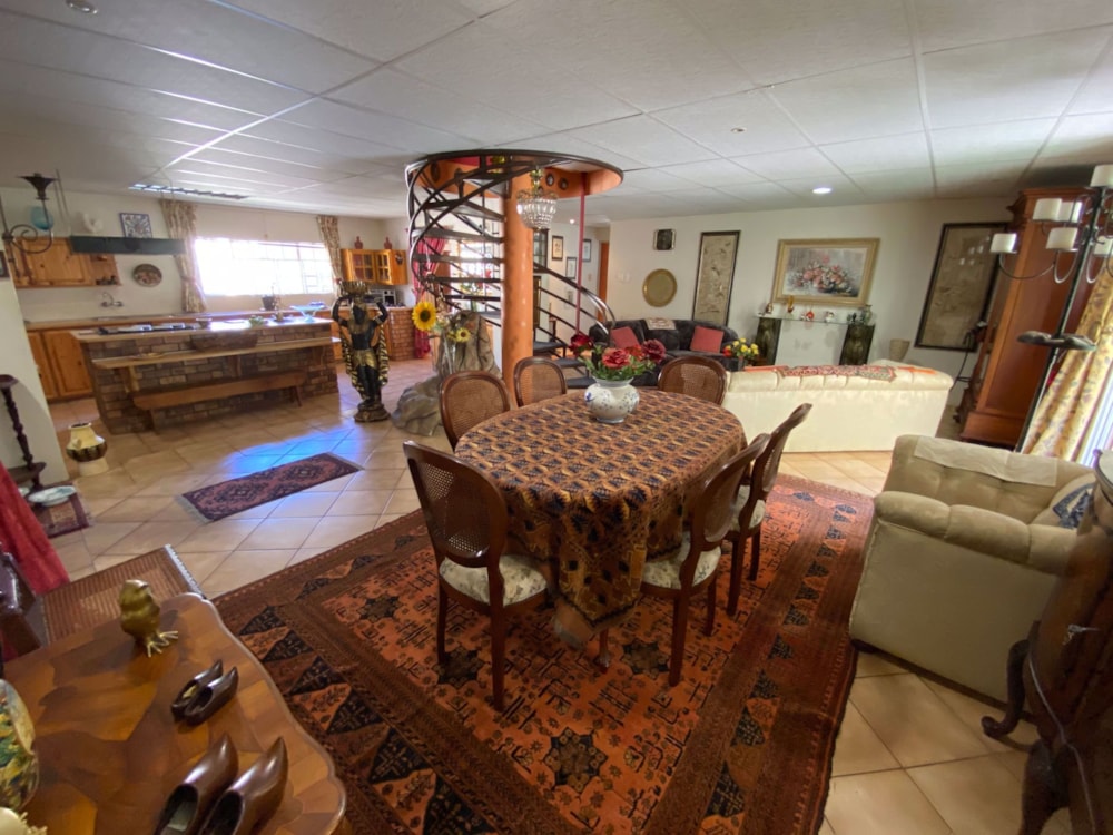 Double-storey house for sale in Signal Hill, Newcastle - 1NW1524700