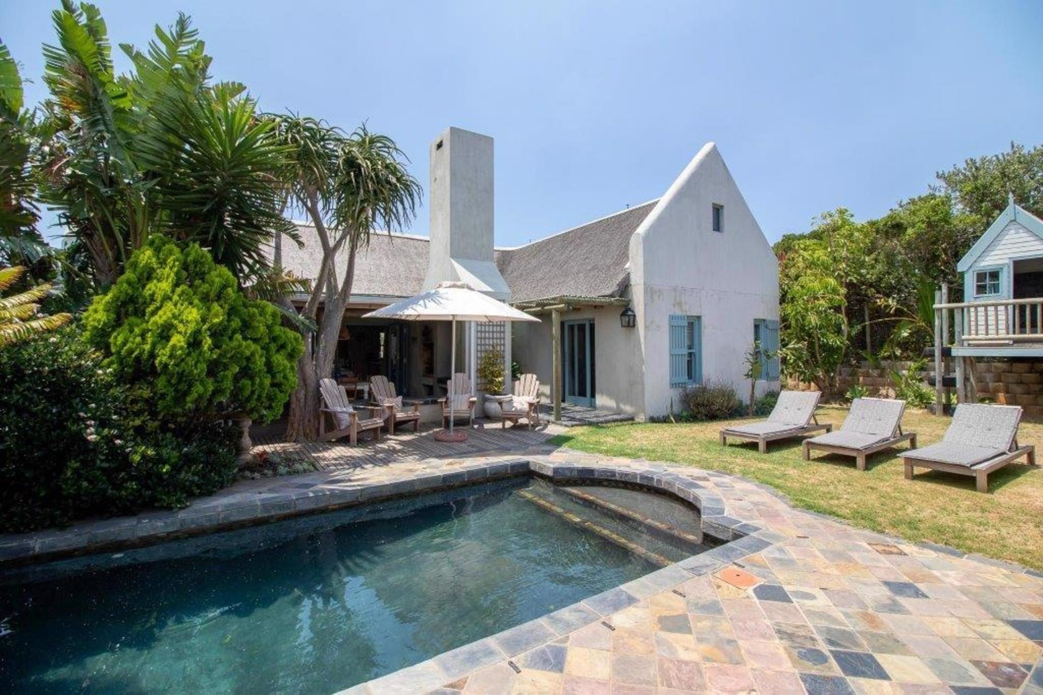 Double-storey house to rent in Kenton on Sea - 1KO1733655