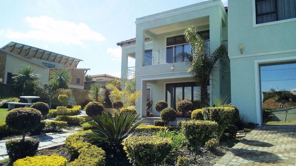 House for sale in Sterkspruit Estate - 1LY1698662 House for sale in Sterkspruit Estate - 1LY1698662