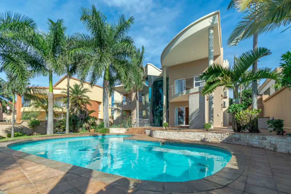 House for sale in uMhlanga Rocks - 1ND1582224 House for sale in uMhlanga Rocks - 1ND1582224