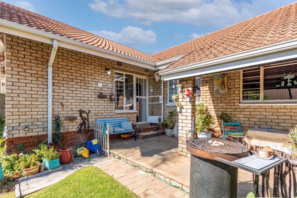 Townhouse for sale in Norkem Park - KTP1715277 Townhouse for sale in Norkem Park - KTP1715277