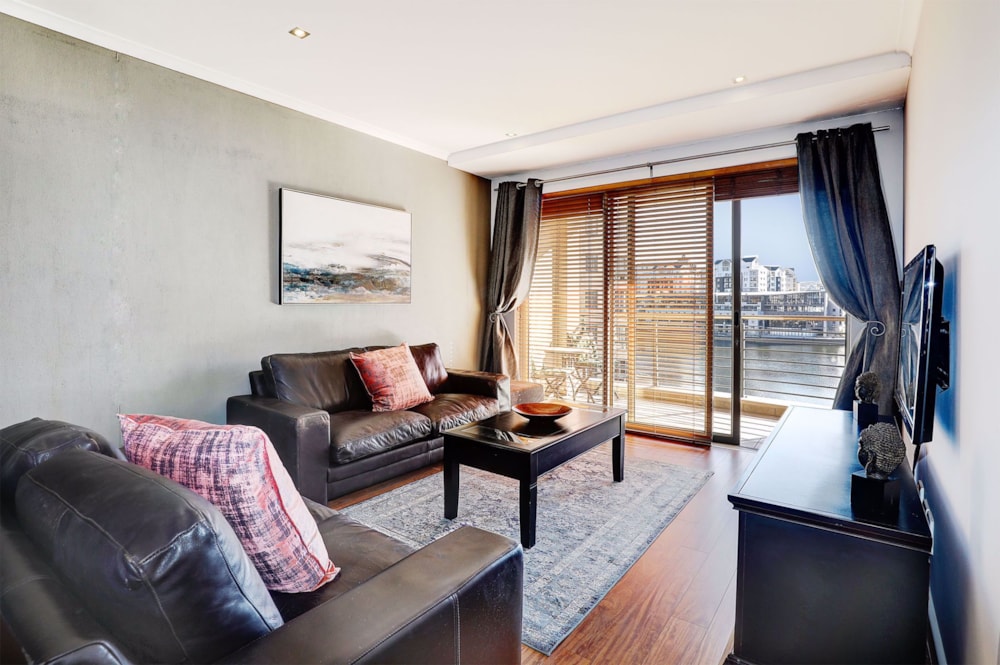 Apartment for sale in Tygervalley Waterfront - DBV1707380