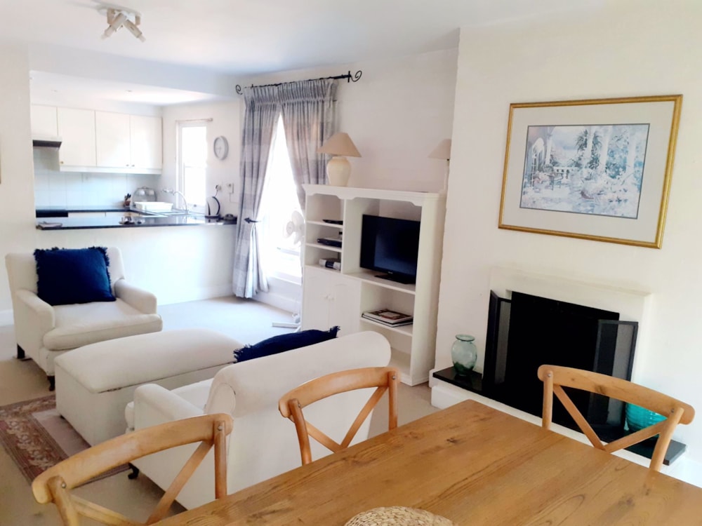 Apartment to rent in Sandown, Sandton - JBL1747039