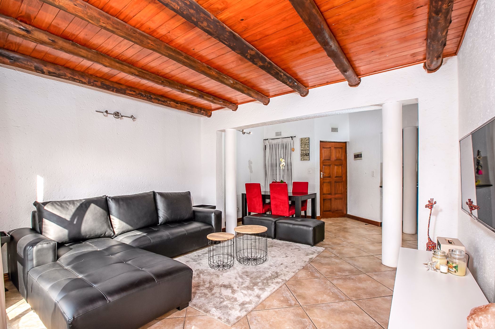 Apartment let in Morningside, Sandton - JBL1694376