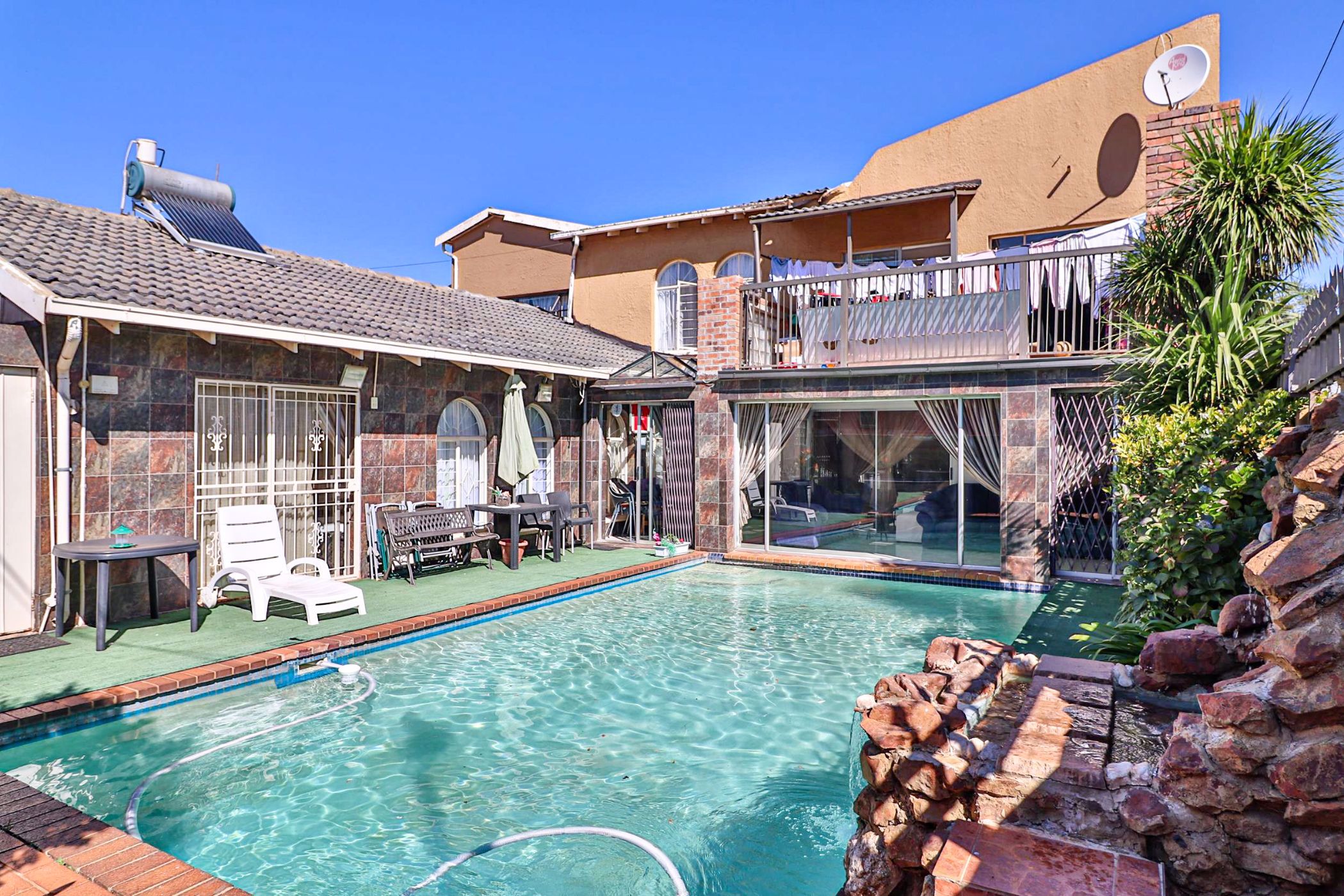 House for sale in Lenasia South - 1GV1690357