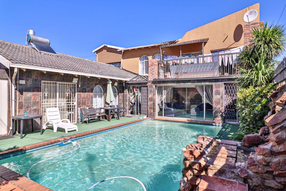 House for sale in Lenasia South - 1GV1690357