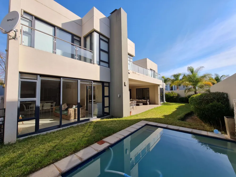 House let in Morningside, Sandton - JBL1691400 House let in Morningside, Sandton - JBL1691400