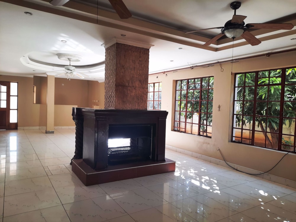 House for sale in Phakalane, Botswana - 3BO1705872