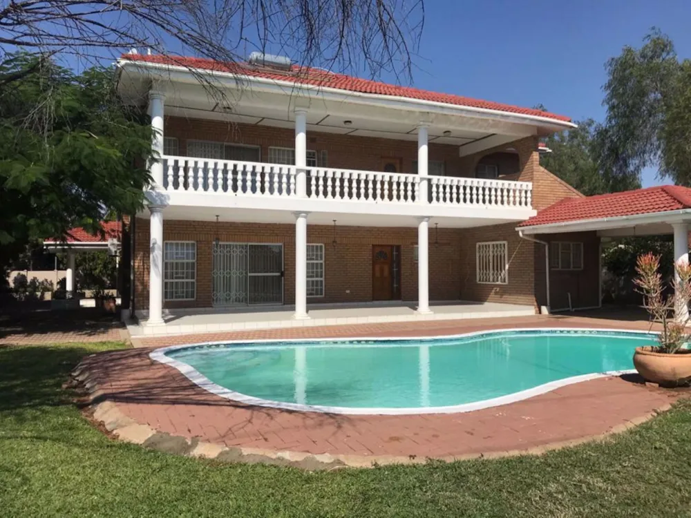 Double-storey house for sale in Phakalane, Botswana - 3BO1735547 Double-storey house for sale in Phakalane, Botswana - 3BO1735547