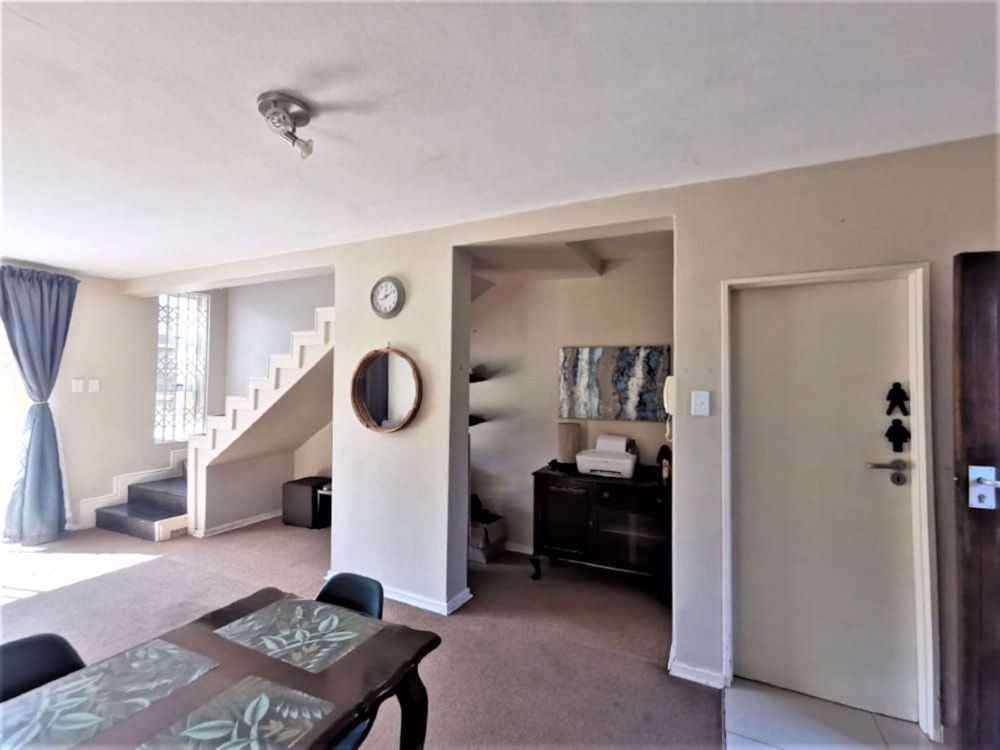 Security complex home let in Meer en See - 1RY1671780 Security complex home let in Meer en See - 1RY1671780