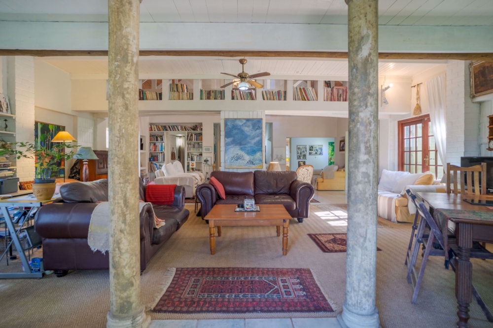 House for sale in Umtentweni - 1UW1308782