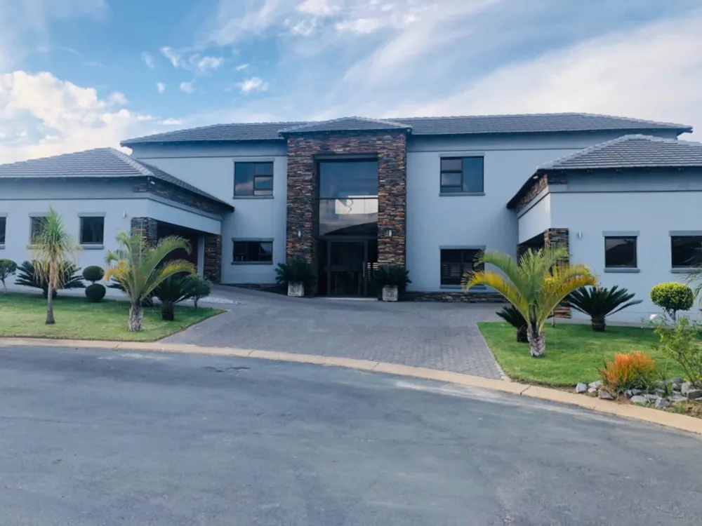 Golf estate house for sale in Blue Valley Golf Estate - CN1626867