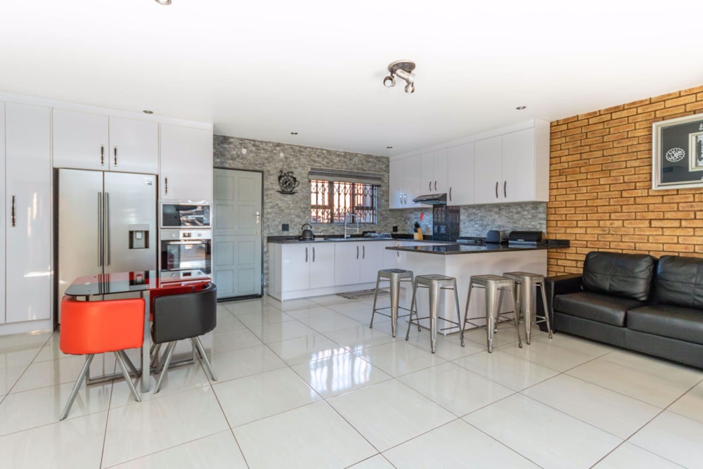 House for sale in Crosby - RAN1533397 House for sale in Crosby - RAN1533397