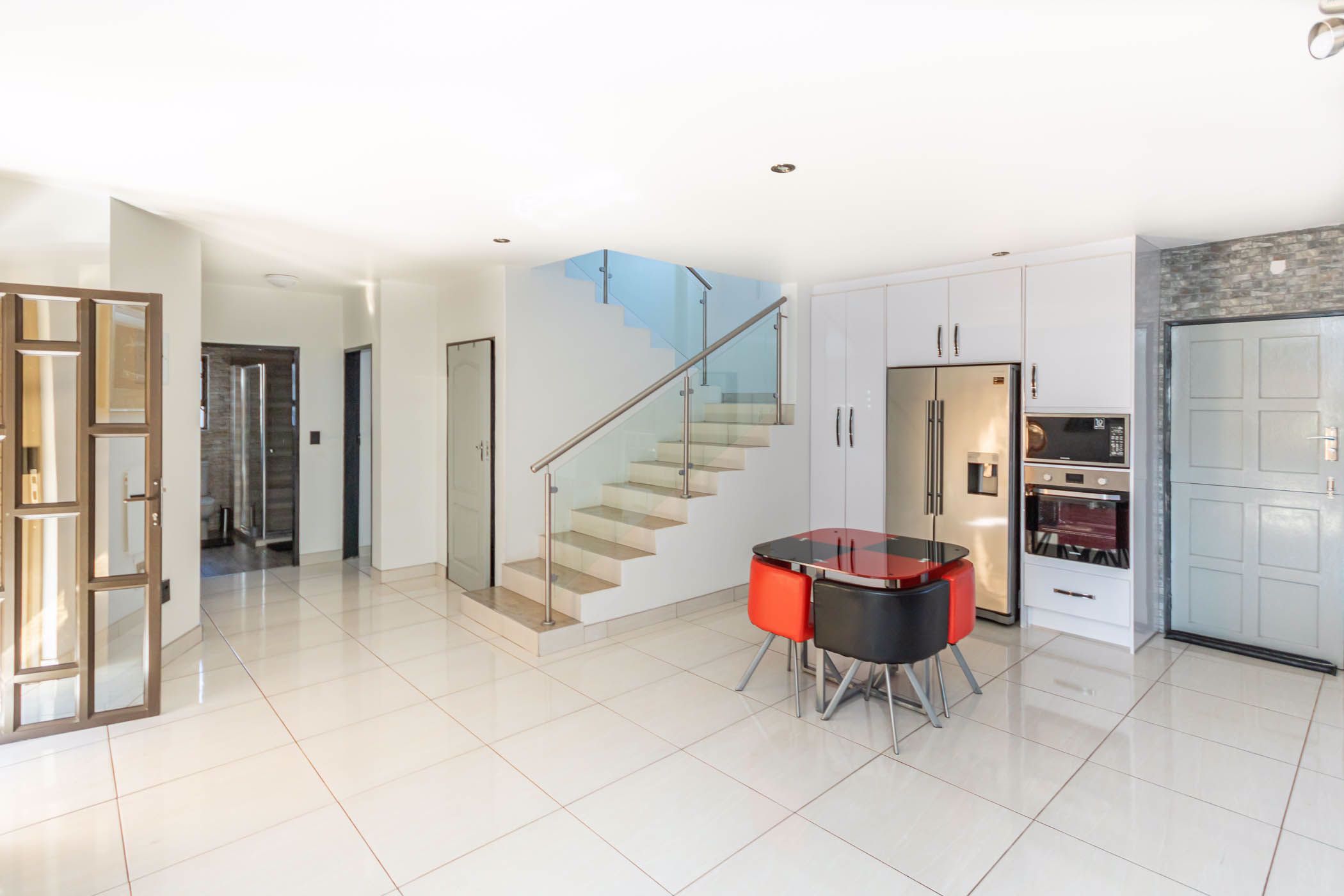 House for sale in Crosby - RAN1533397