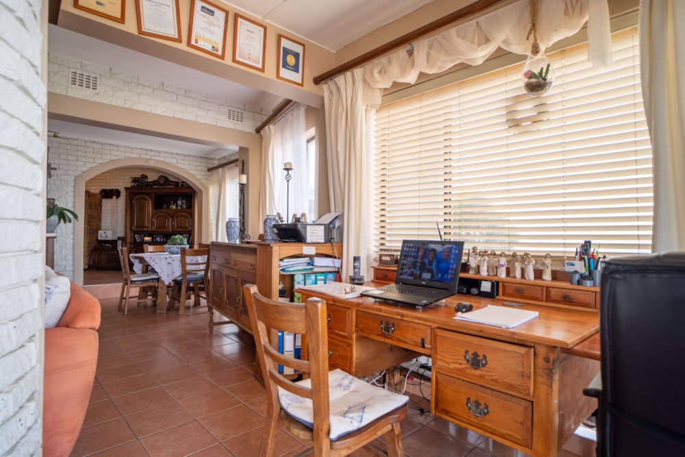 Guesthouse for sale in Shelly Beach - 1PX1533222