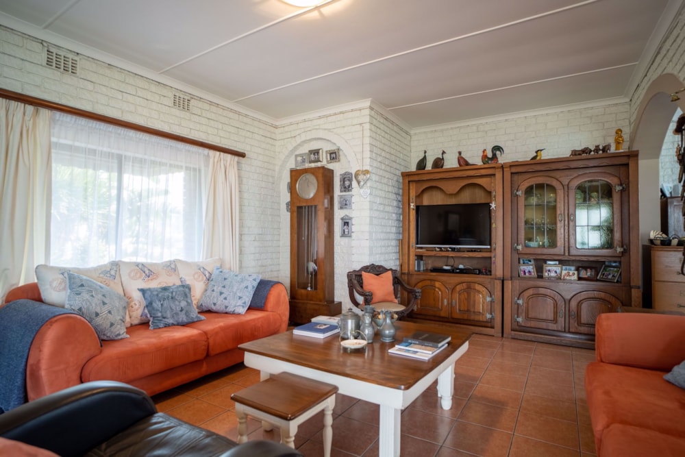 Guesthouse for sale in Shelly Beach - 1PX1533222