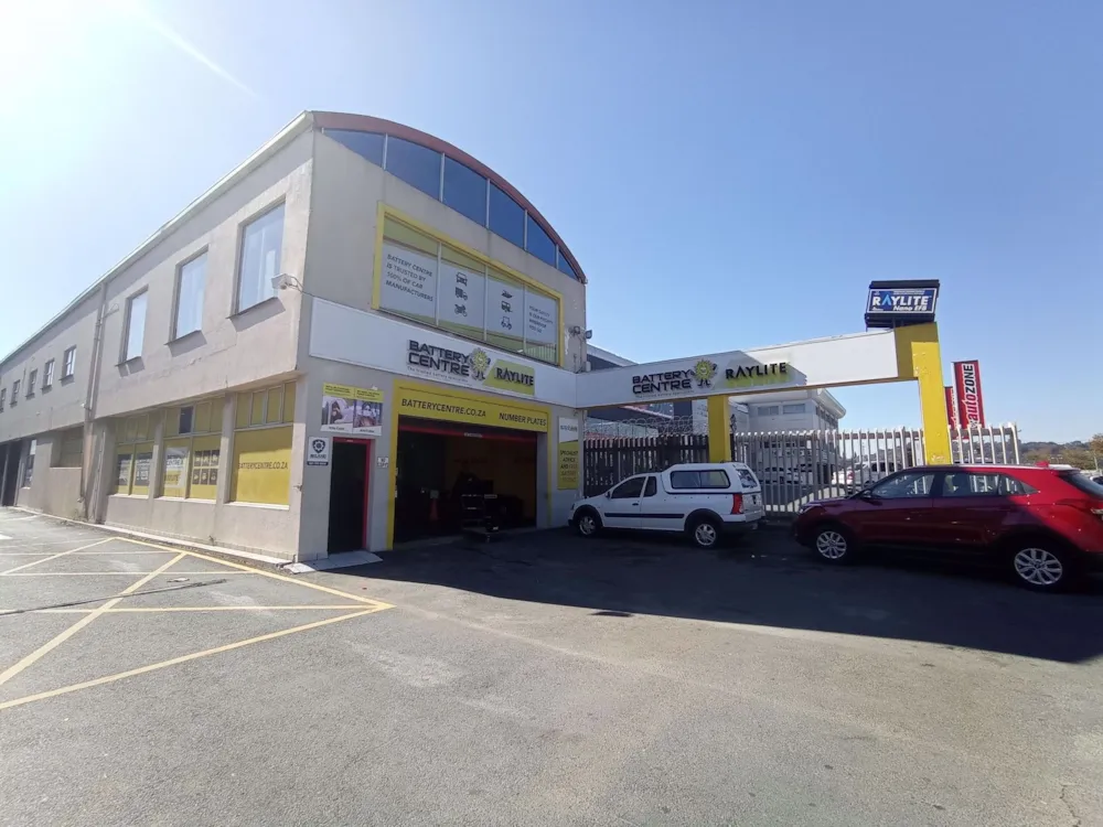 Commercial industrial property for sale in Pinetown - 1PU1532635
