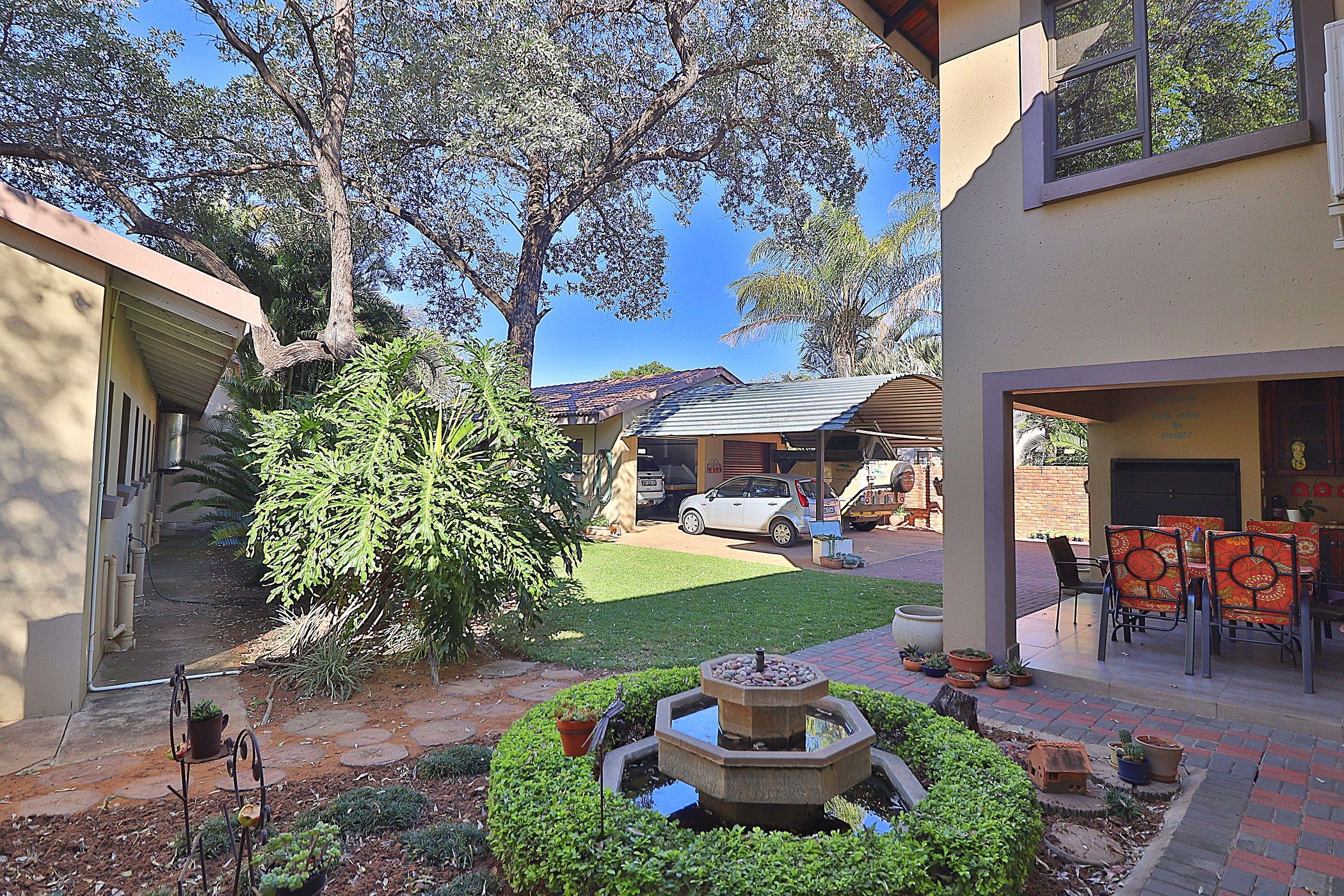 Double-storey house for sale in Ellisras (Lephalale) - 1ER1533130