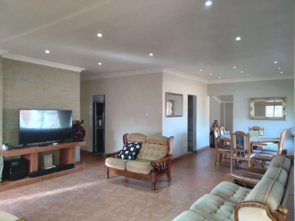 House for sale in Newcastle - 1NW1533286 House for sale in Newcastle - 1NW1533286