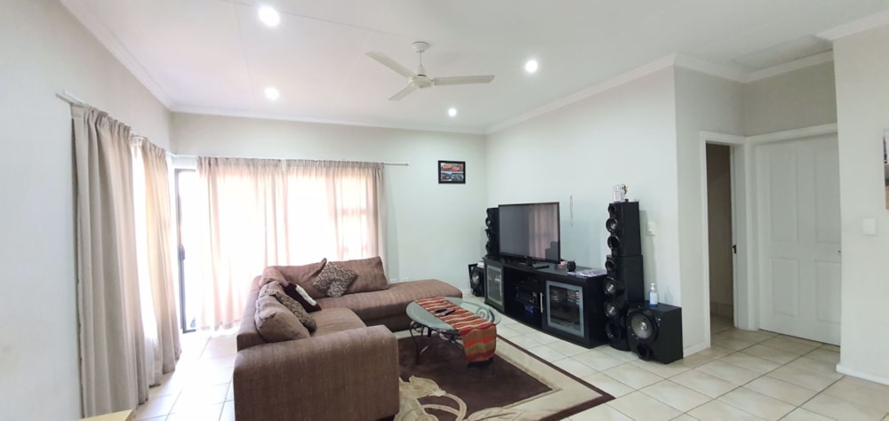Apartment for sale in Shelly Beach - 1PX1623937 Apartment for sale in Shelly Beach - 1PX1623937