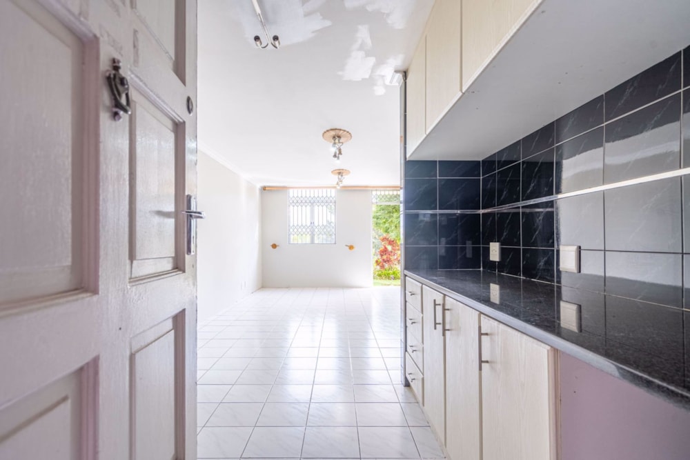 Apartment for sale in Sherwood, Westville - 1WP1698200 Apartment for sale in Sherwood, Westville - 1WP1698200