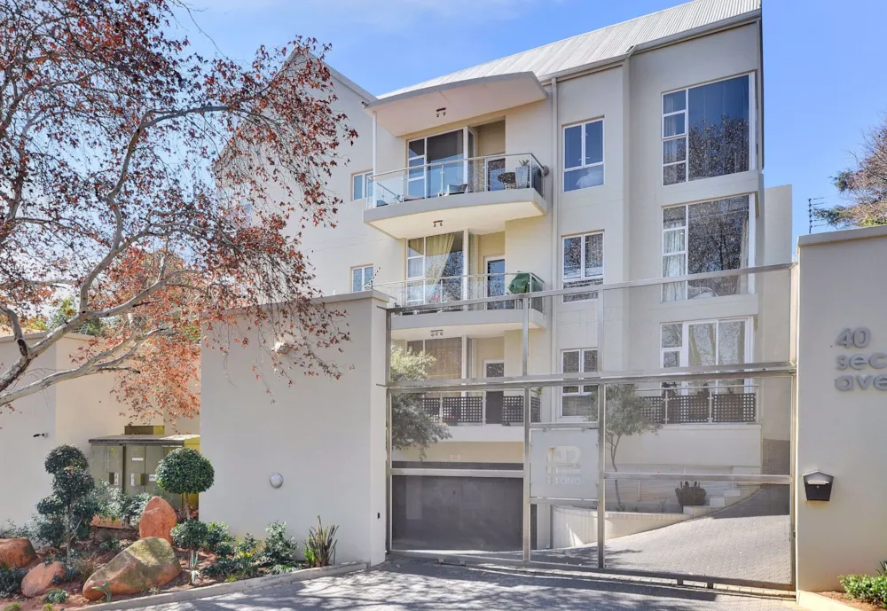 Apartment to rent in Parktown North - JBL1753845