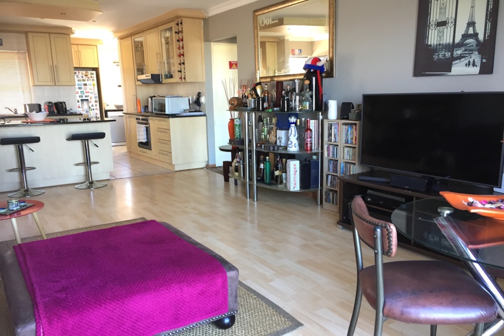 Apartment to rent in Big Bay - 1TV1734495