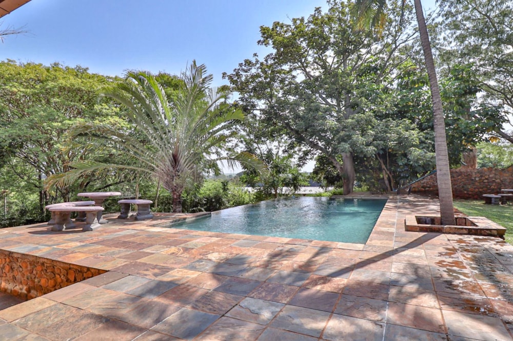 House for sale in Komatipoort - 1NK1524380 House for sale in Komatipoort - 1NK1524380