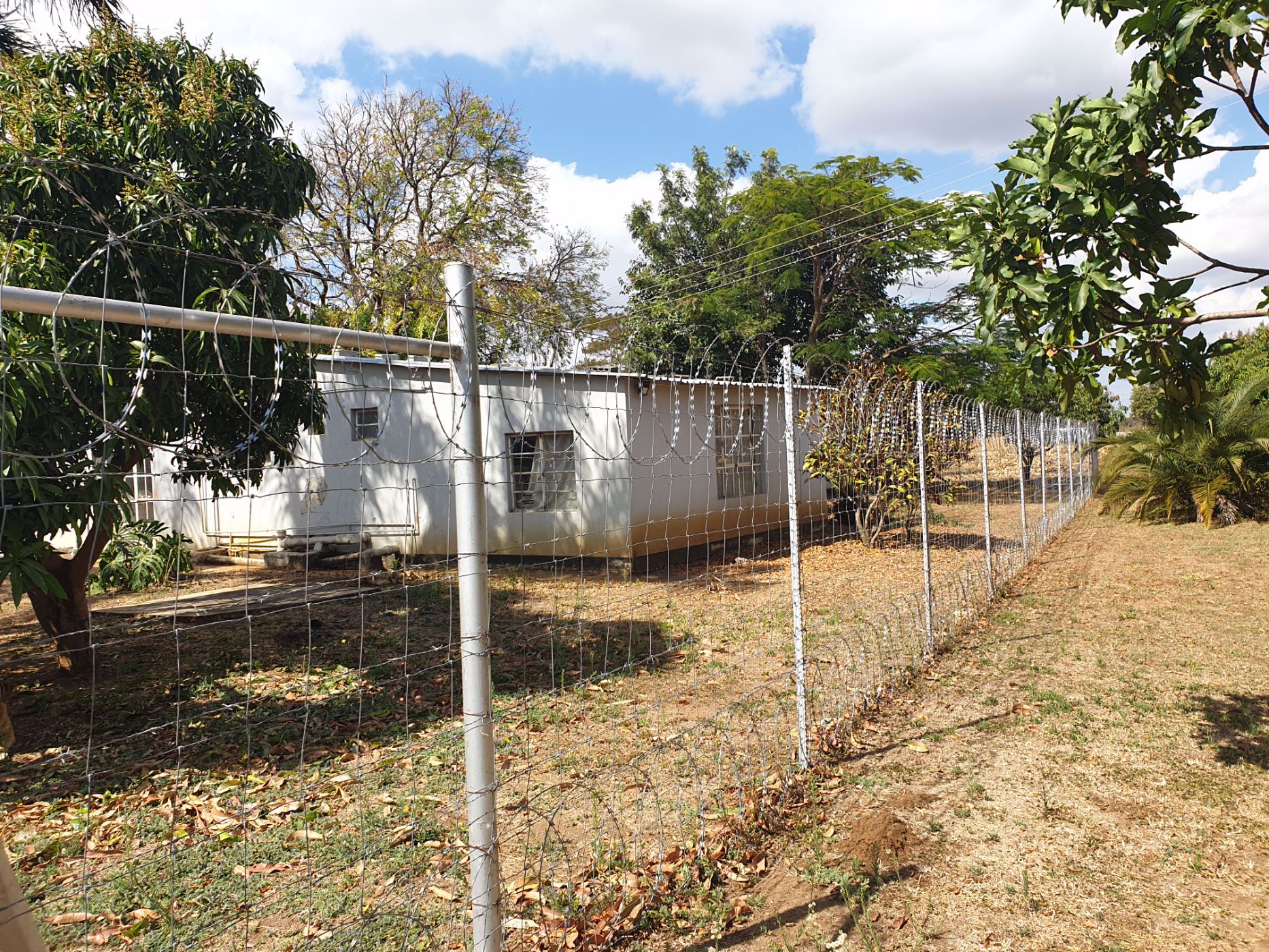 House for sale in Lilayi, Zambia - 3ZA1584575